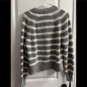light gray and white v-neck stripped sweater from target